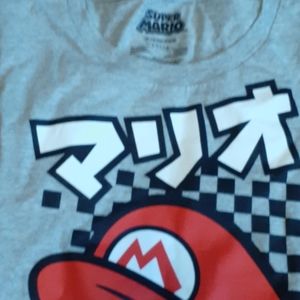 Super Mario short sleeved tee shirt sz L(11/13)